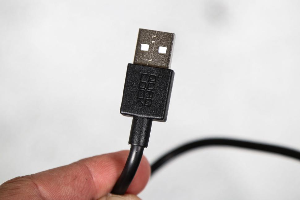 2025 Quad Lock Cycle - Waterproof Wireless Charging Head - USB plug.jpg