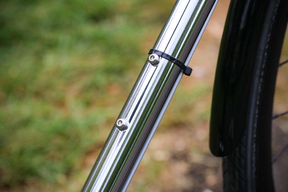 2025 Quella Varsity Imperial Classic Geared Bicycle - downtube bosses.jpg