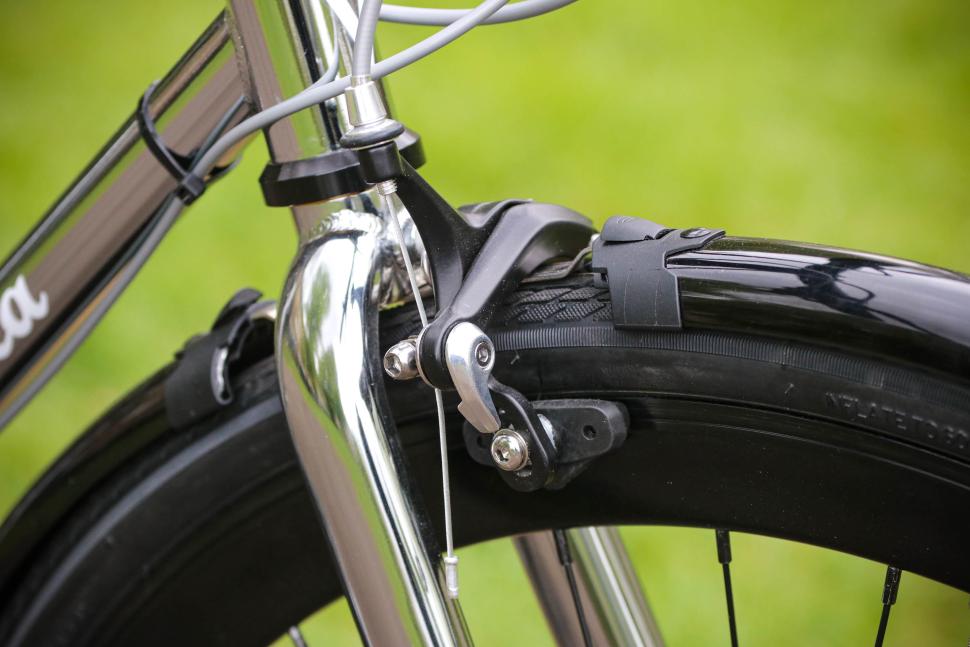 2025 Quella Varsity Imperial Classic Geared Bicycle - front brake.jpg