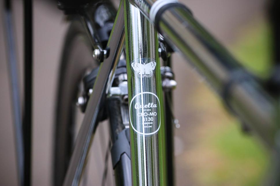 2025 Quella Varsity Imperial Classic Geared Bicycle - seat tube.jpg