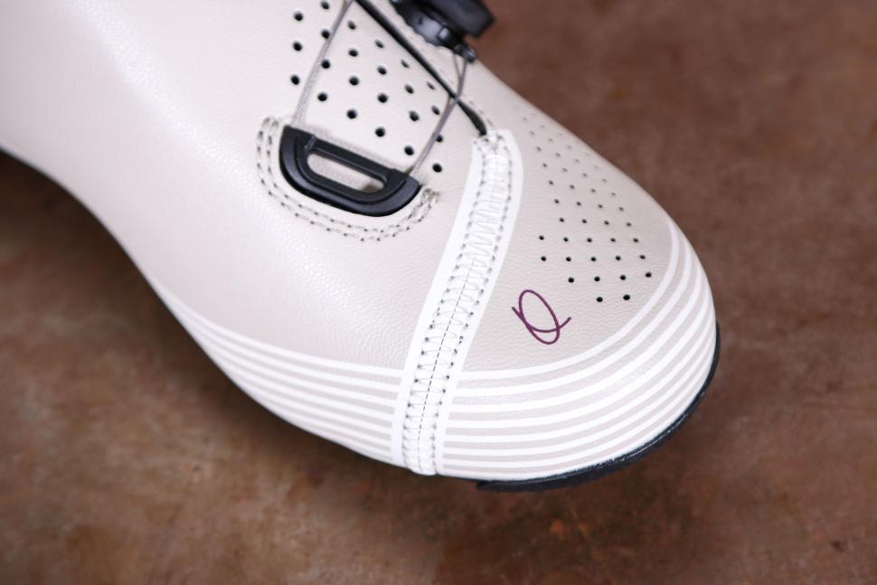 2025 Quoc M3 Sport - toe detail.jpg
