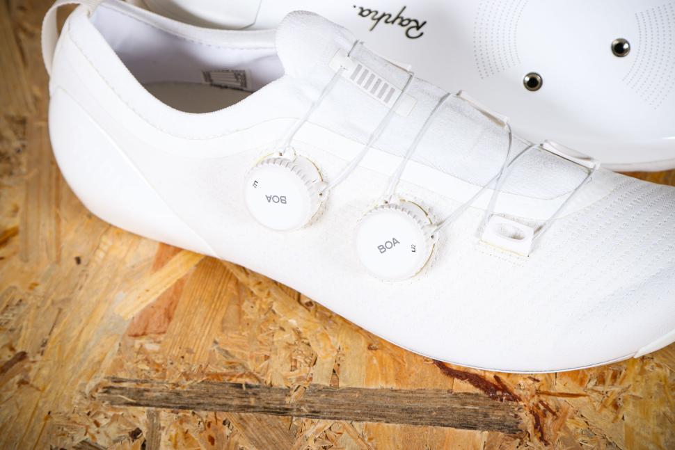 2025 Rapha Pro Team Road Shoes - BOA dials.jpg