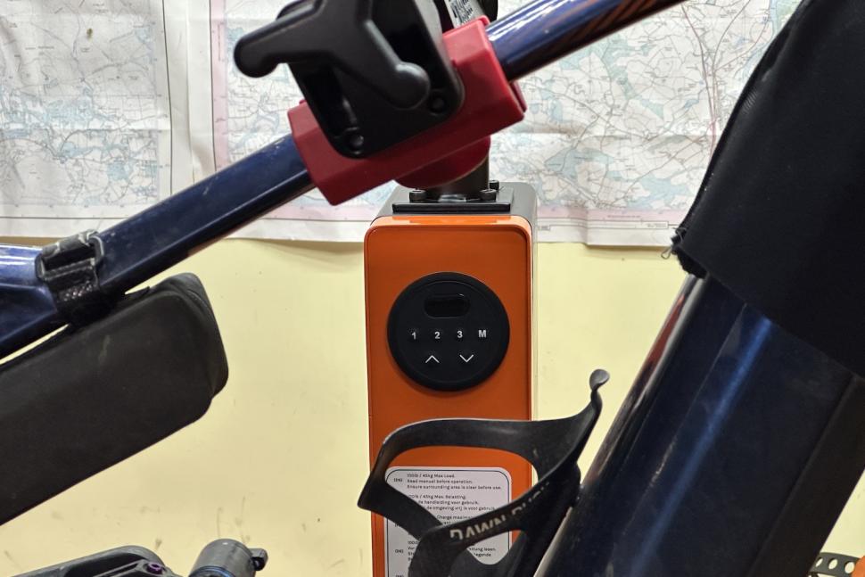 2025 Remco Bike Lift - controls.jpg