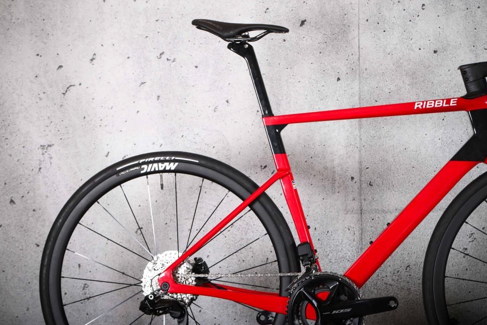 2025 Ribble Ultra-Race 105 Di2 - rear.jpg