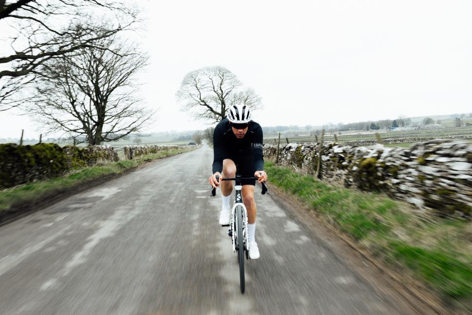 2025 Ribble Ultra-Race action head on