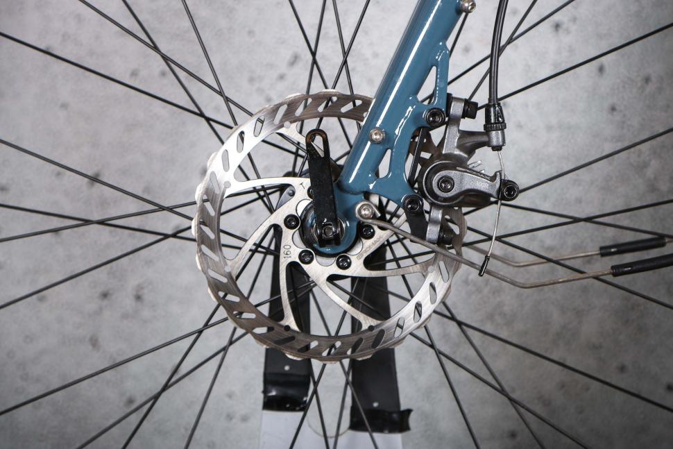 2025 Ridgeback Tour - front disc brake.jpg