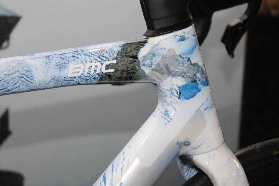 2025 Rouleur Live BMC TEAMMACHINE SLR 01 Furka top tube head tub 