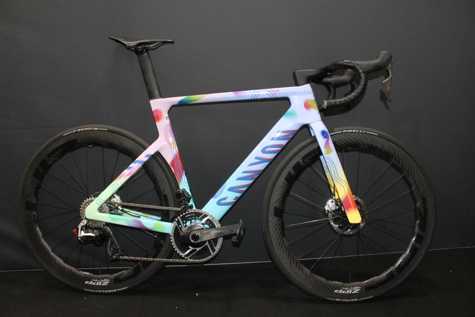 2025 Rouleur Live Canyon Aeroad complete bike 