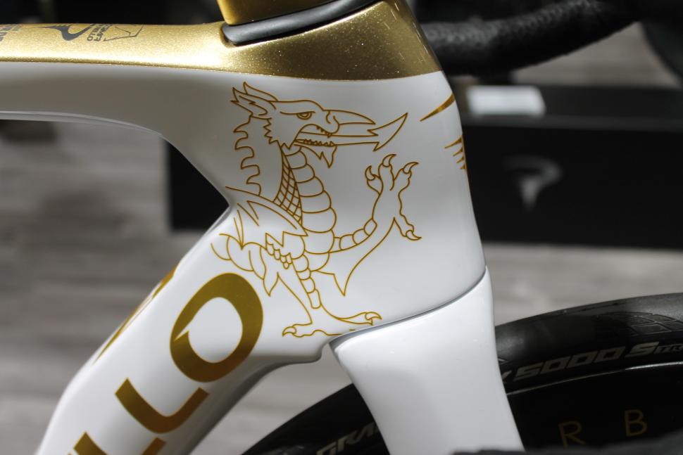 2025 Rouleur Live Pinarello Dogma F Geraint Thomas head tube 