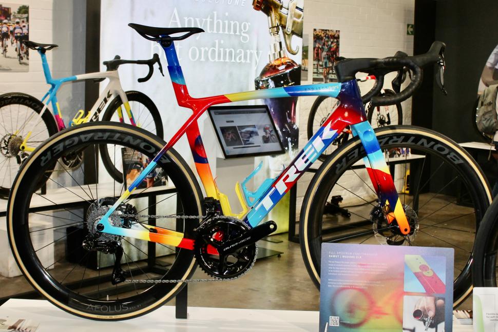 2025 Rouleur Live Trek Madone Gamut 