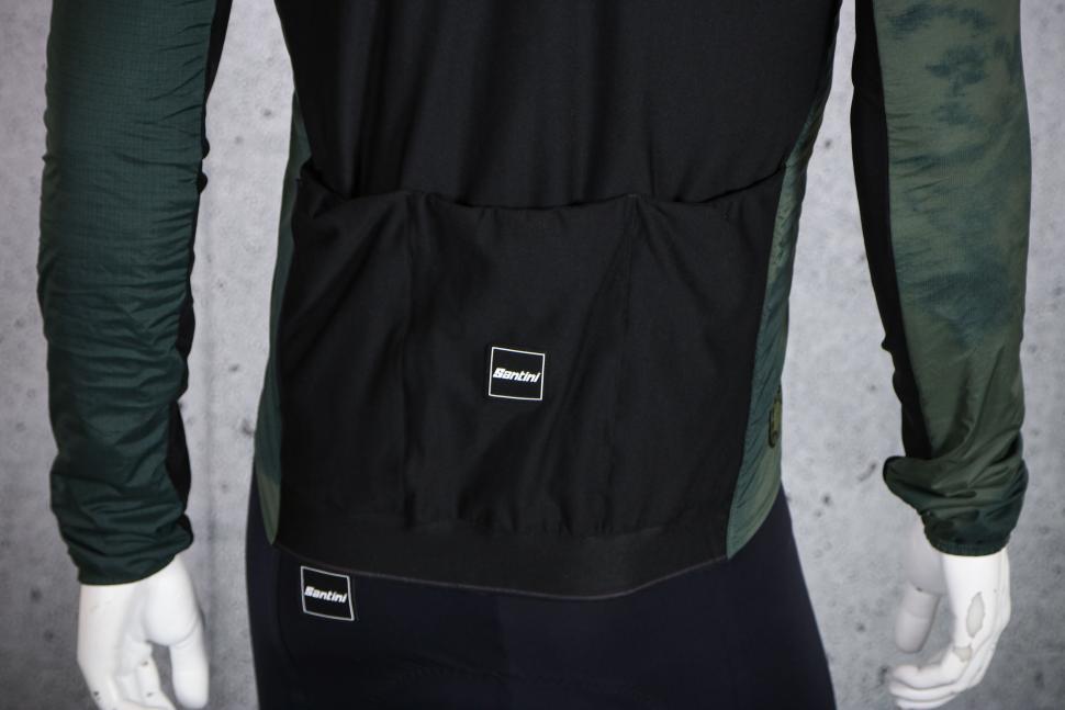 2025 Santini Alpha Insulated Jacket - pockets.jpg