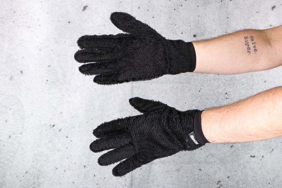 2025 Santini Alpha Under Gloves.jpg