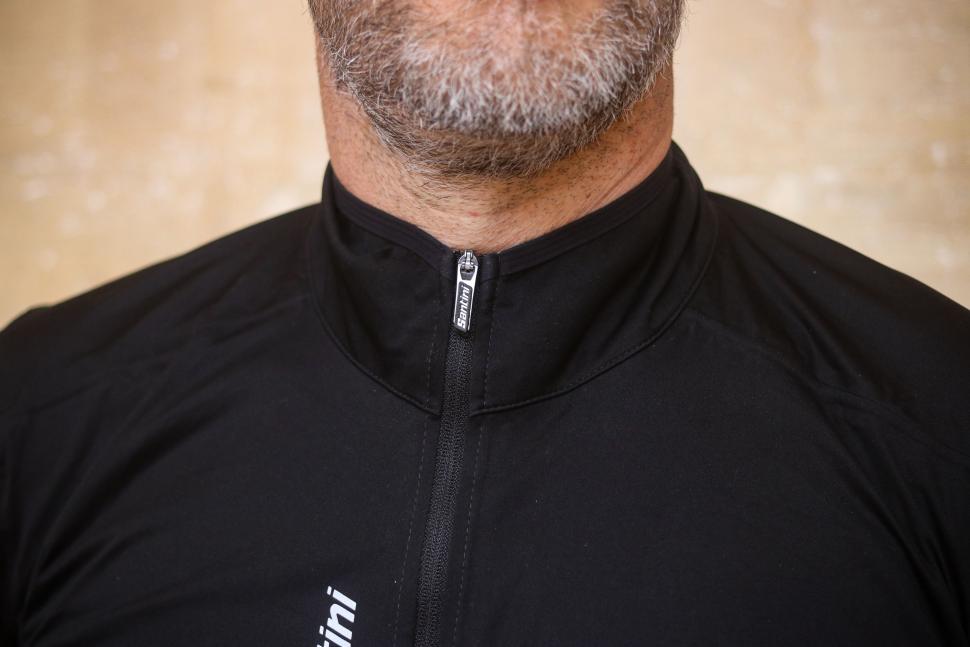 2025 Santini Magic Jacket - collar.jpg