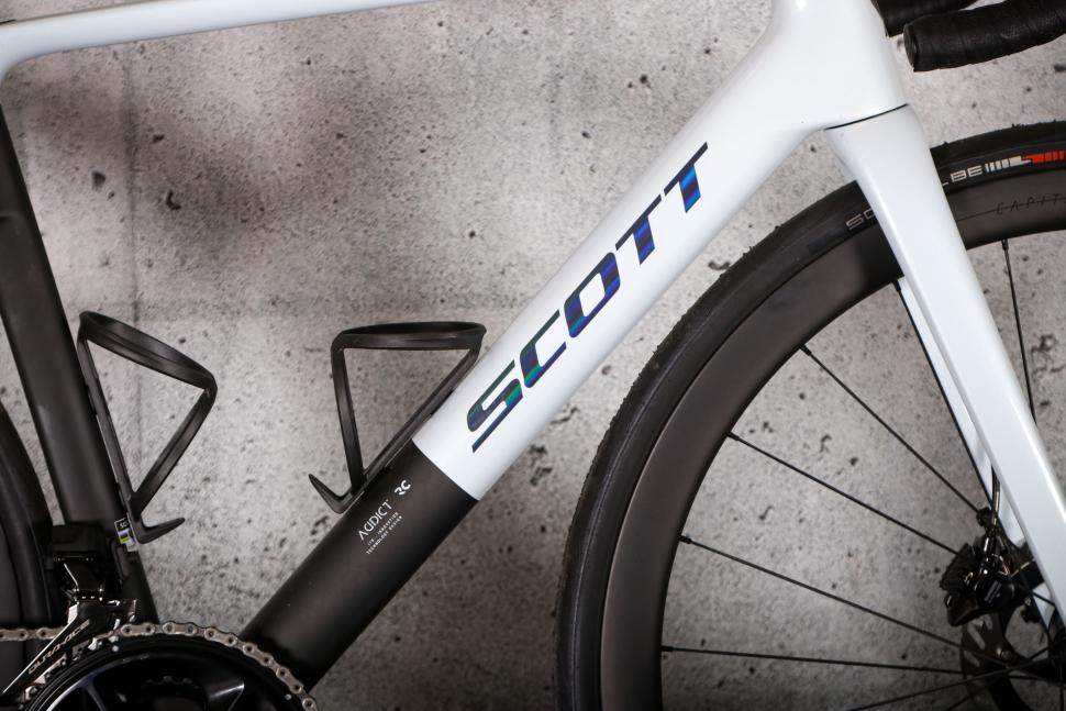2025 Scott Addict RC Pro - downtube.jpg