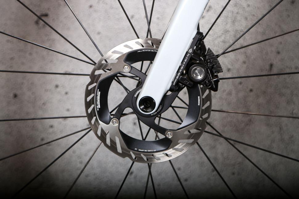 2025 Scott Addict RC Pro - front disc brake.jpg
