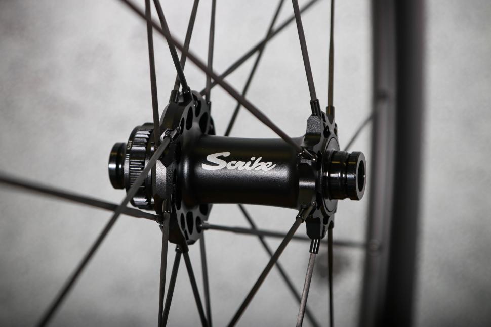 2025 Scribe Cycling Elan SL 50 Carbon Wheelset - front hub 2.jpg