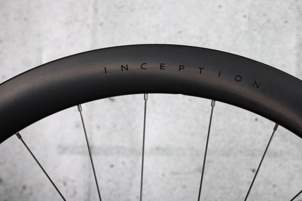 2025 Scribe Inception 50+ Disc wheelset - rim detail 3.jpg
