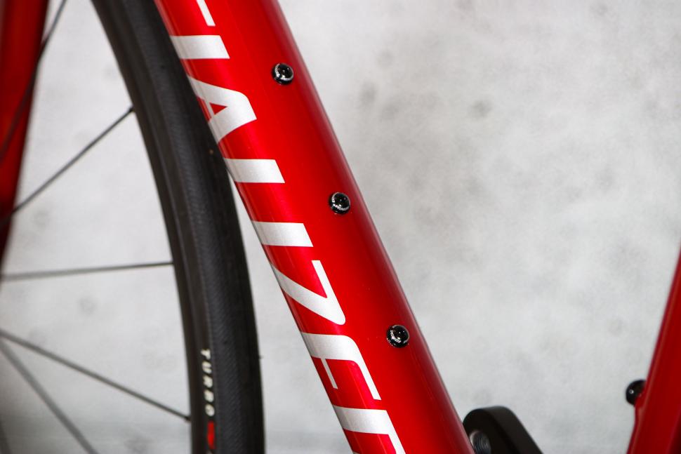 2025 Specialized Tarmac SL8 Comp Di2 - downtube bosses.jpg