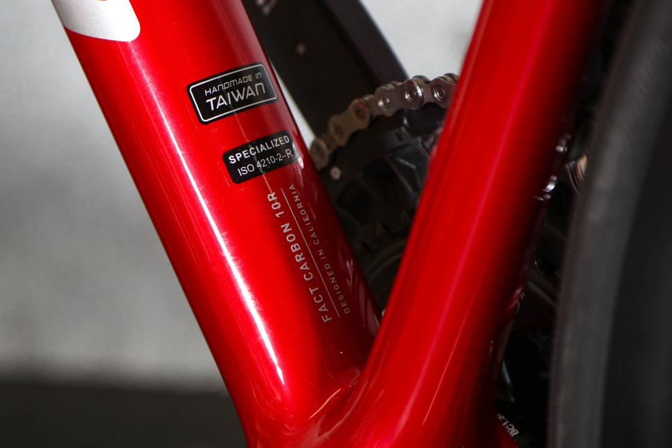 2025 Specialized Tarmac SL8 Comp Di2 - frame detail.jpg
