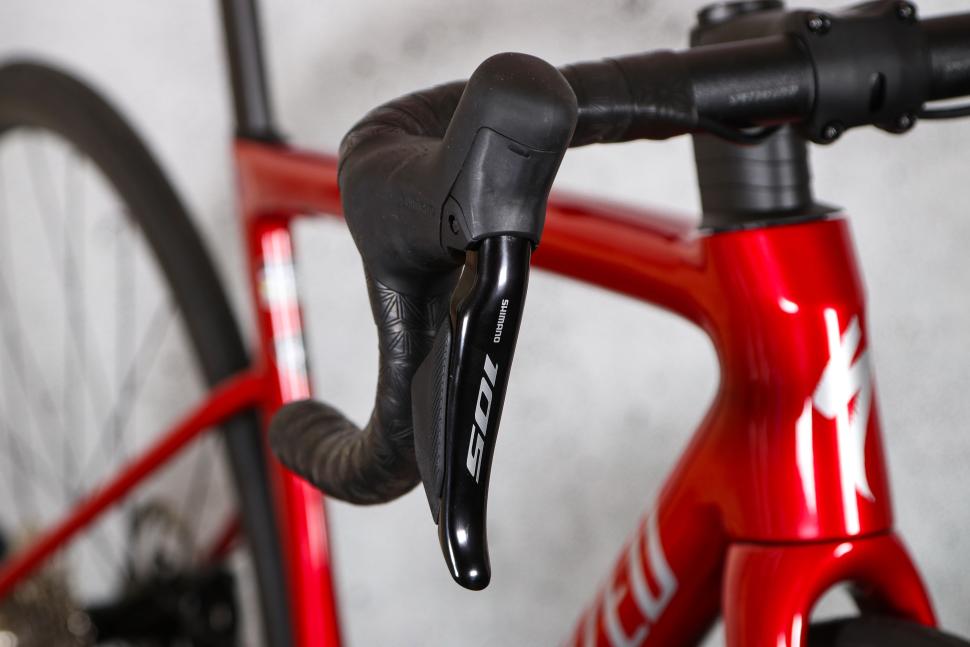 2025 Specialized Tarmac SL8 Comp Di2 - lever.jpg