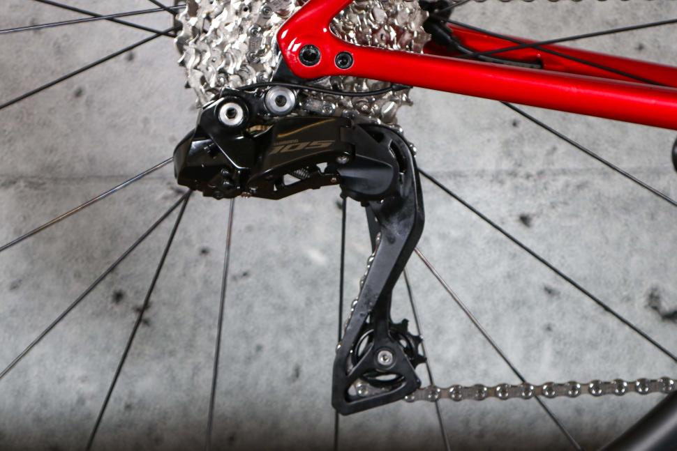 2025 Specialized Tarmac SL8 Comp Di2 - rear mech.jpg