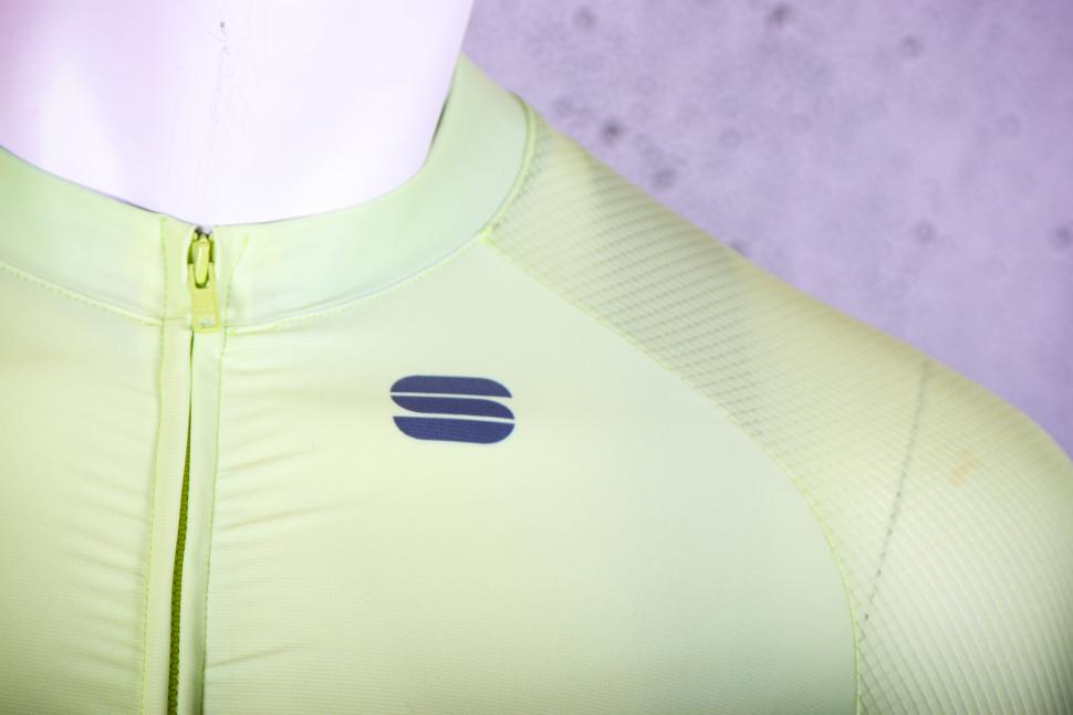 2025 Sportful Supernova Jersey - logo.jpg