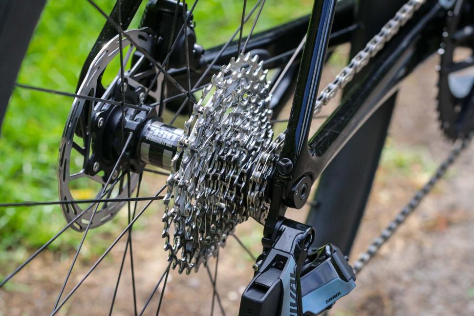 2025 SRAM Rival AXS - on bike - cassette 2.jpg