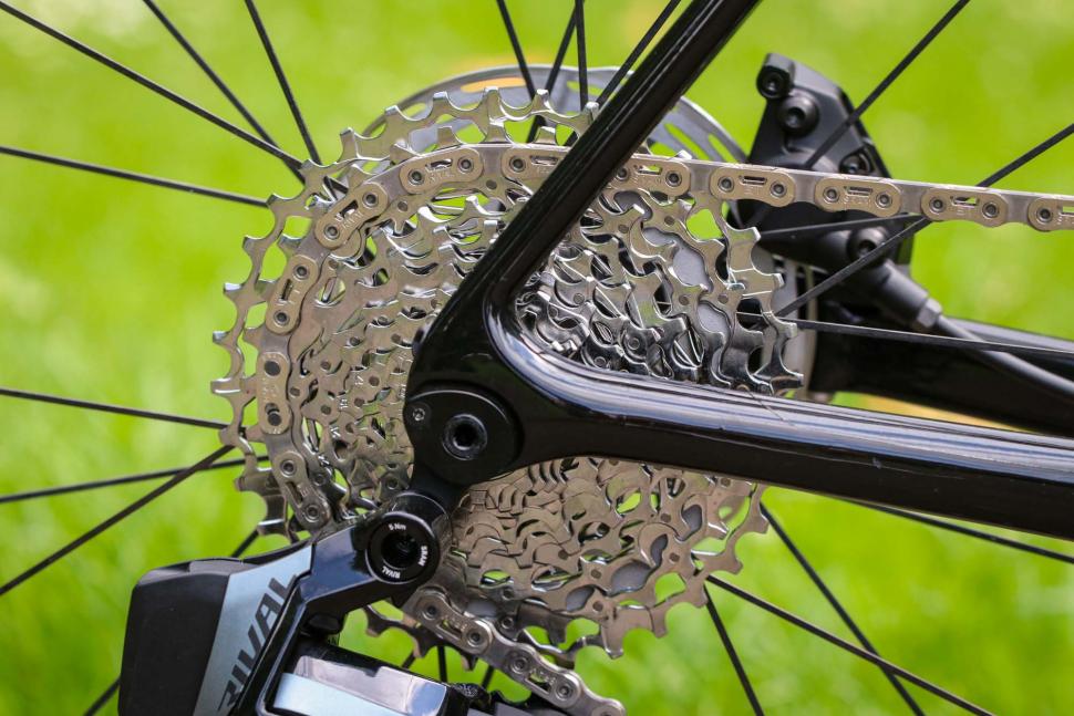 2025 SRAM Rival AXS - on bike - cassette.jpg