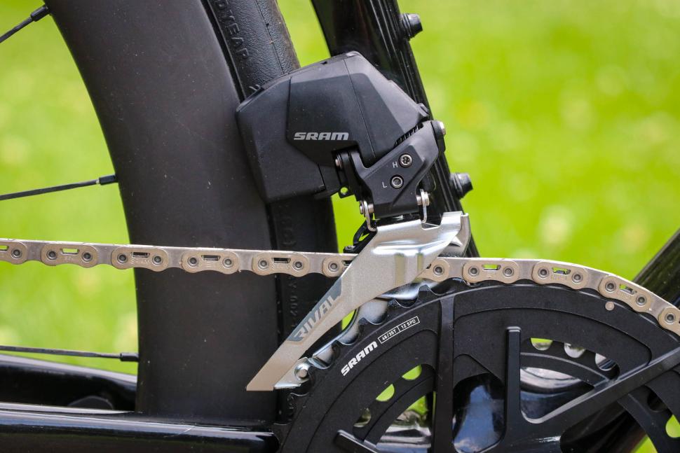 2025 SRAM Rival AXS - on bike - front mech.jpg