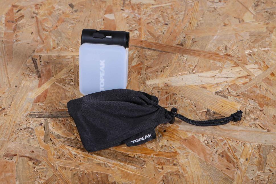 2025 Topeak E-Booster Digital - with accessories pouch.jpg
