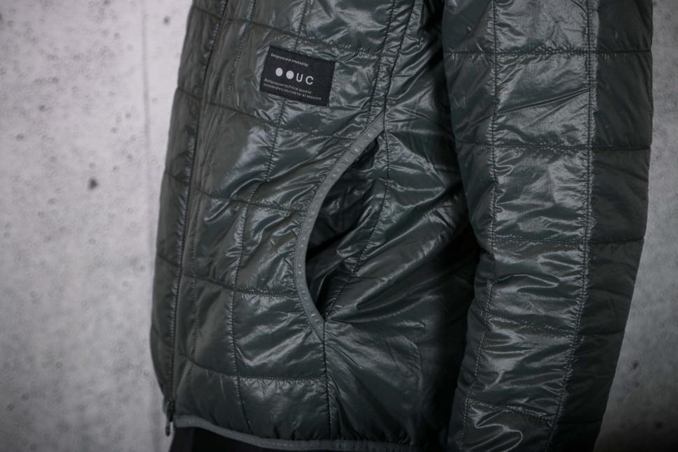 2025 Universal Colours Unisex Insulated Packable Jacket - hand warmer pocket.jpg