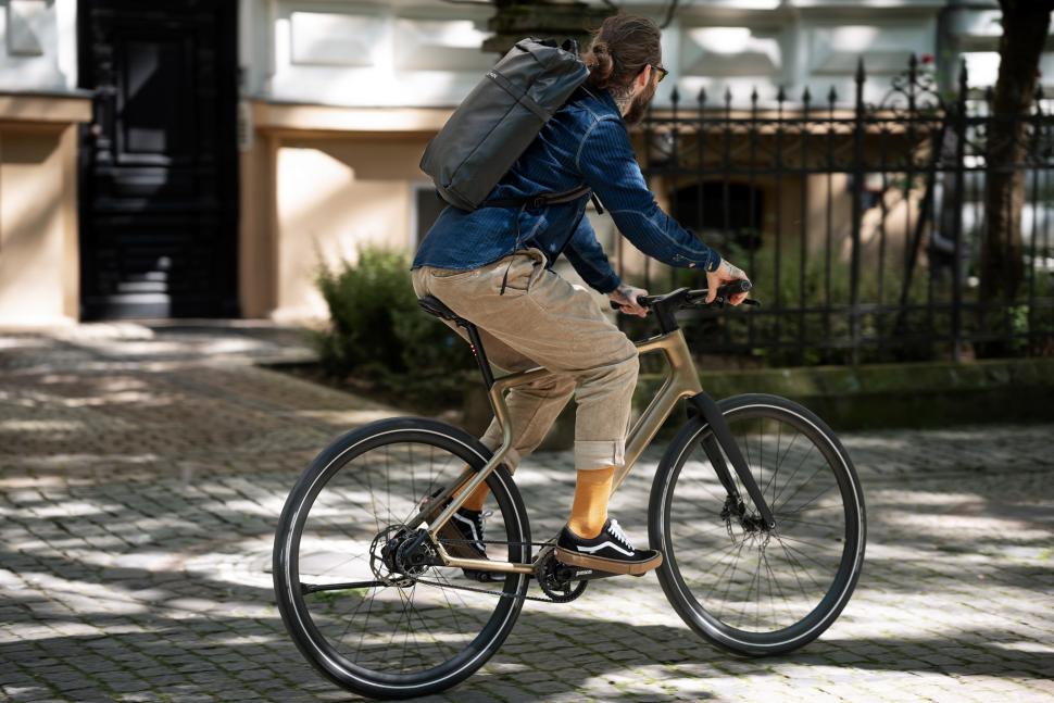 2025 Urwahn Stadtfuchs riding - 1
