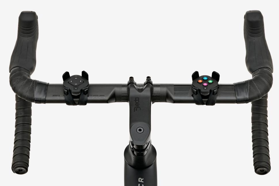 2025 Van Rysel D500 trainer with Zwift Click 