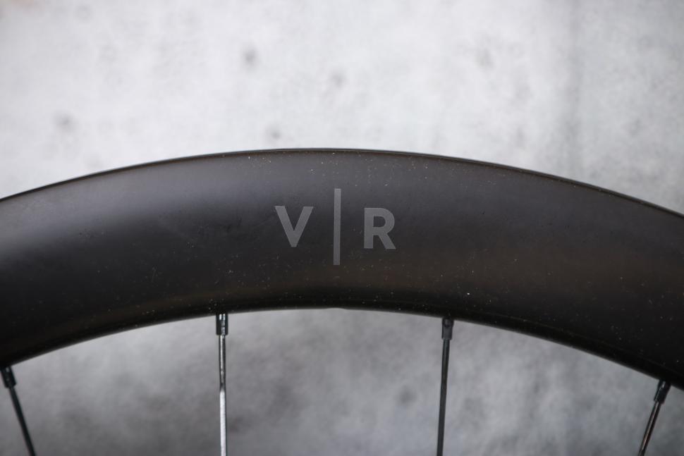 2025 Van Rysel VR50 wheelset - rim logo.jpg