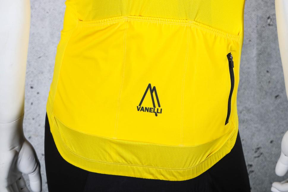 2025 Vanelli Proline 2.0 jersey - pockets.jpg