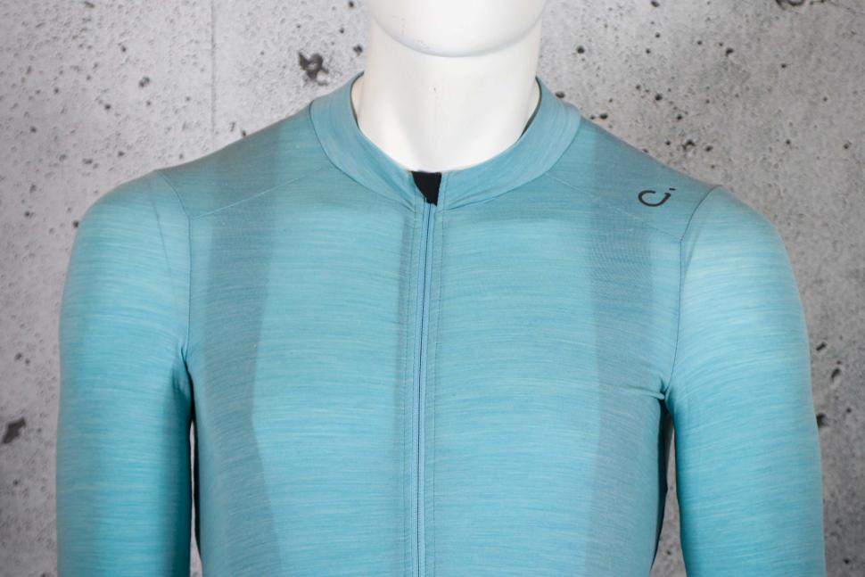 2025 Velocio Men Luxe Merino Long Sleeve jersey - chest.jpg