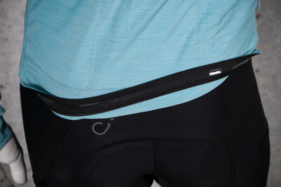 2025 Velocio Men Luxe Merino Long Sleeve jersey - gripper.jpg