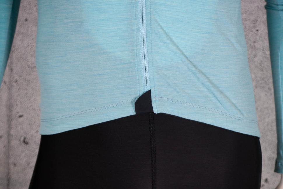 2025 Velocio Men Luxe Merino Long Sleeve jersey - hem.jpg