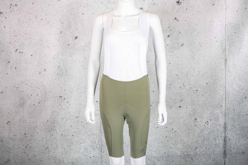 2025 Velocio Women's LUXE Bib Short.jpg