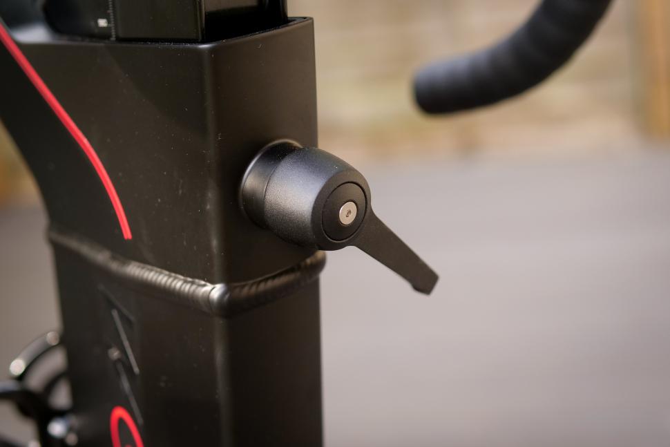 2025 Wattbike Atom - front height lever.jpg