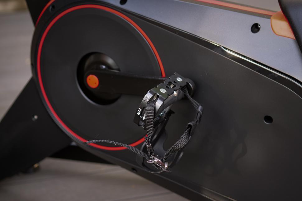 2025 Wattbike Atom - pedal.jpg