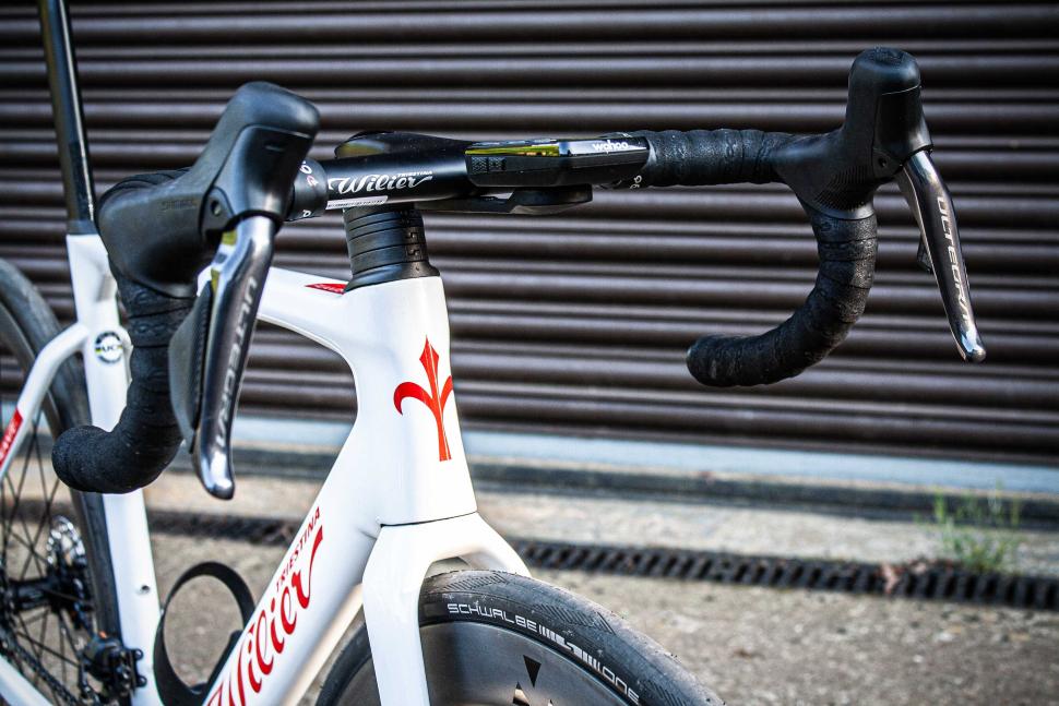 2025 Wilier Filante SL Ultegra Di2 - bars 1.jpg