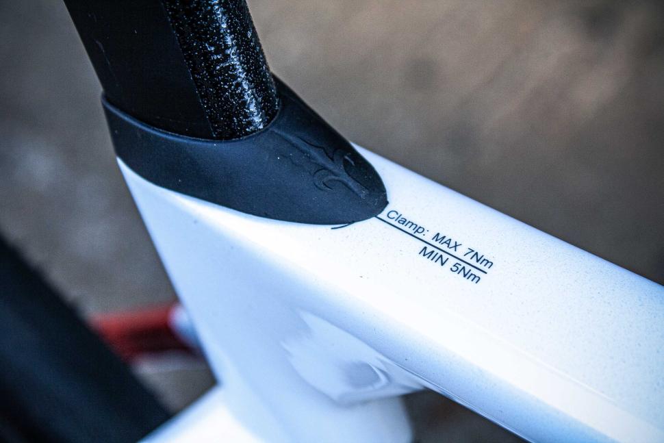 2025 Wilier Filante SL Ultegra Di2 - seatpost clamp.jpg
