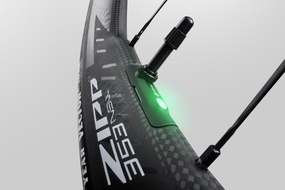 2025 Zipp AXS Wheel Sensor 