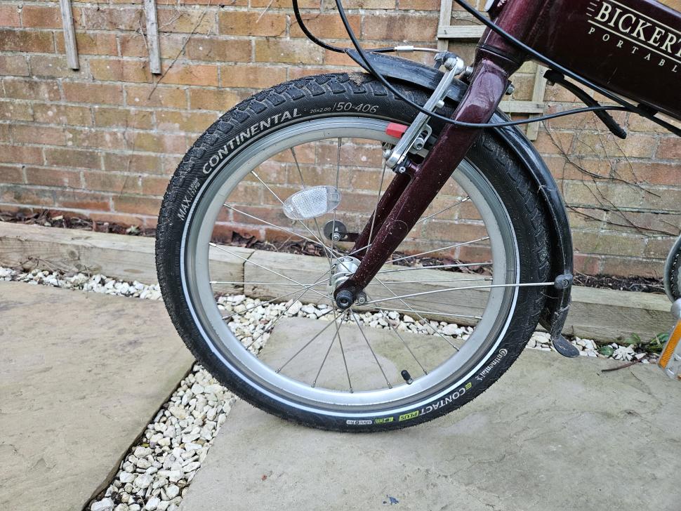 2025 Continental eCONTACT Plus Tyres front non-driveside