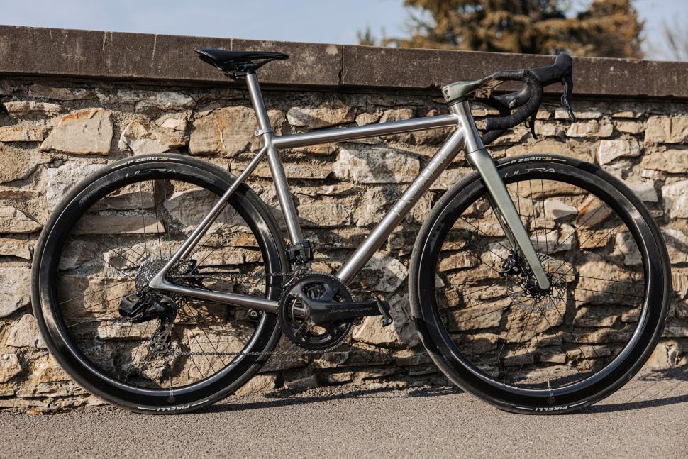 2026 Passoni OT-01 Omni Titanium outside static