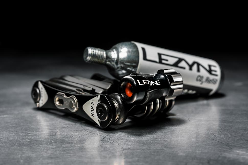 2021 Lezyne RAP II