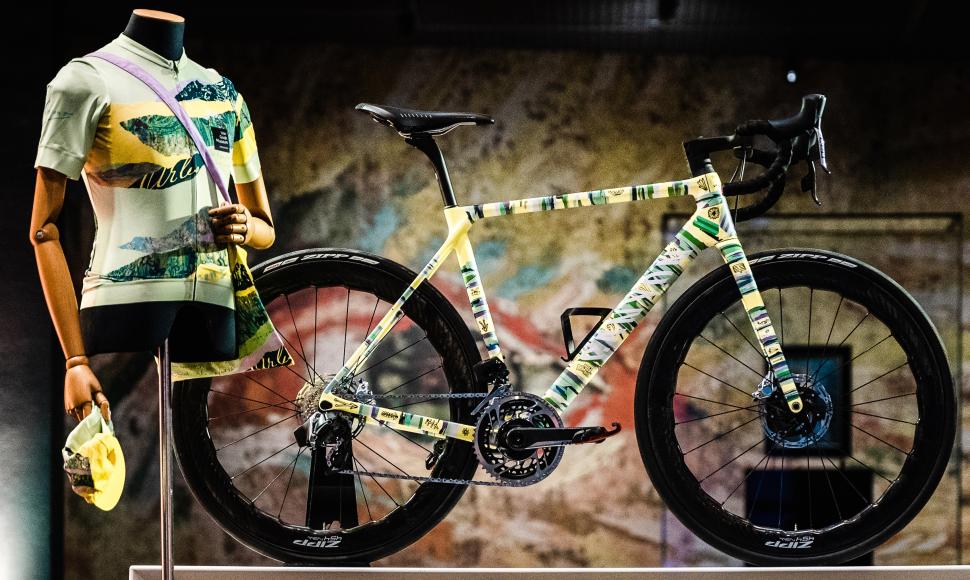 2022 Rapha x Van Gogh museum Canyon Ultimate collection - Vincent Engel