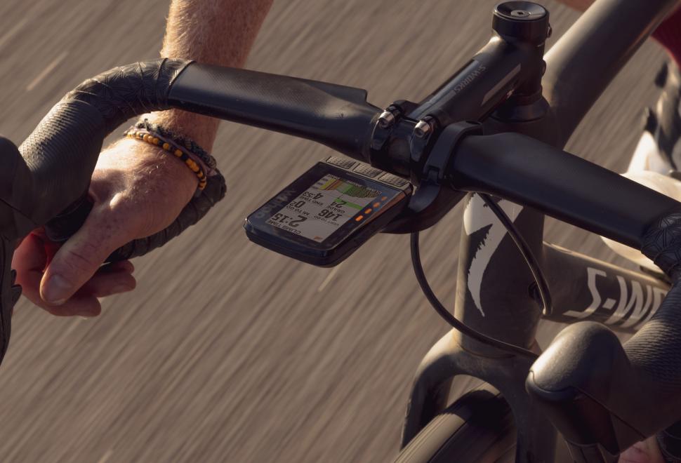 2022 Wahoo Roam V2 lifestyle 1