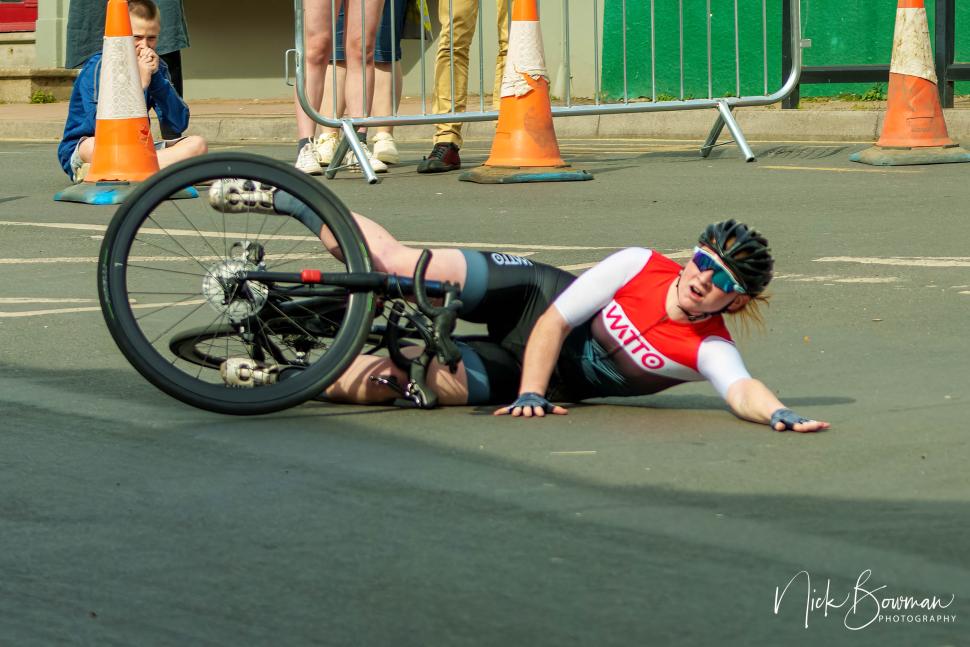 Crash during Active Fakenham Easter Criterium, women&rsquo;s race, 2022 